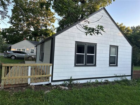 Photo of 8510 Grandview Lane, Overland Park, KS 66212 (MLS # 2566655) Photo of 8510 Grandview Lane, Overland Park, KS 66212 (MLS # 2566655)