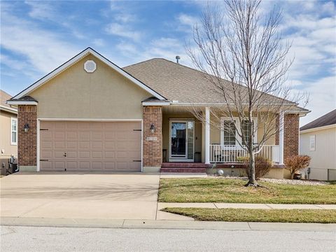Photo of 4729 SW Soldier Drive, Lees Summit, MO 64082 (MLS # 2603654)