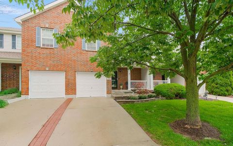 Photo of 1220 SW Wysteria Drive, Lees Summit, MO 64082 (MLS # 2621165)