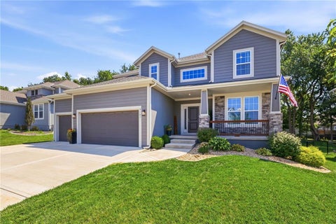 Photo of 9161 Green Road, Lenexa, KS 66227 (MLS # 2632238)