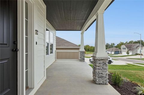 Tiny photo for 1039 Fir Lane, Liberty, MO 64068 (MLS # 2612386)