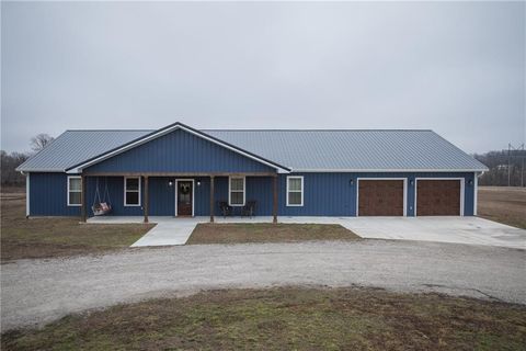 27421 E Blue Mills Road Sibley MO 64088