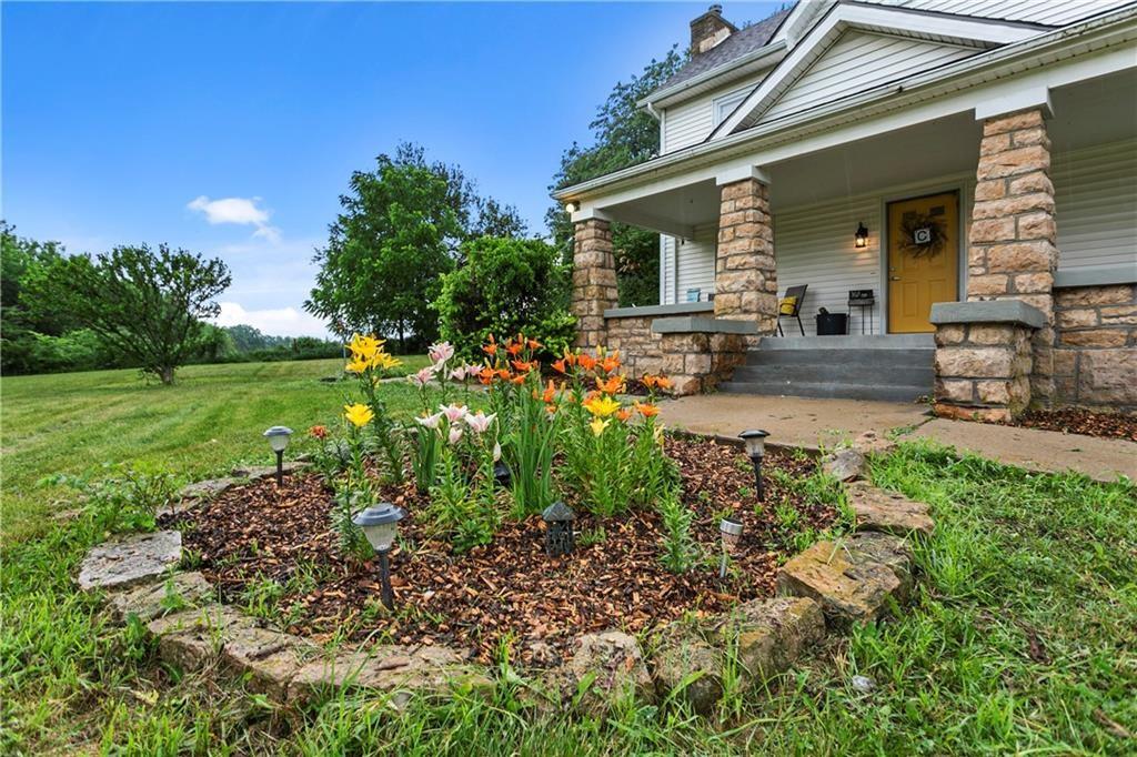 15975 Chieftain Road