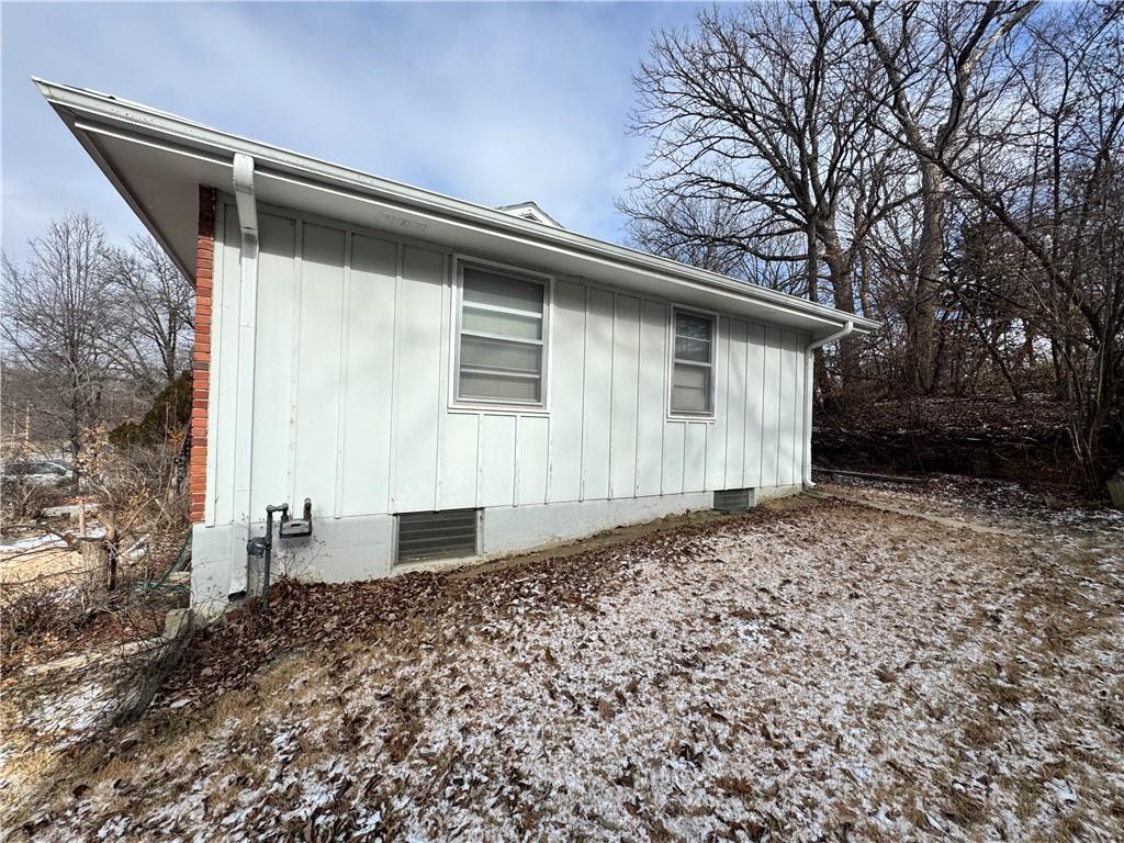 6711 N Broadway Street