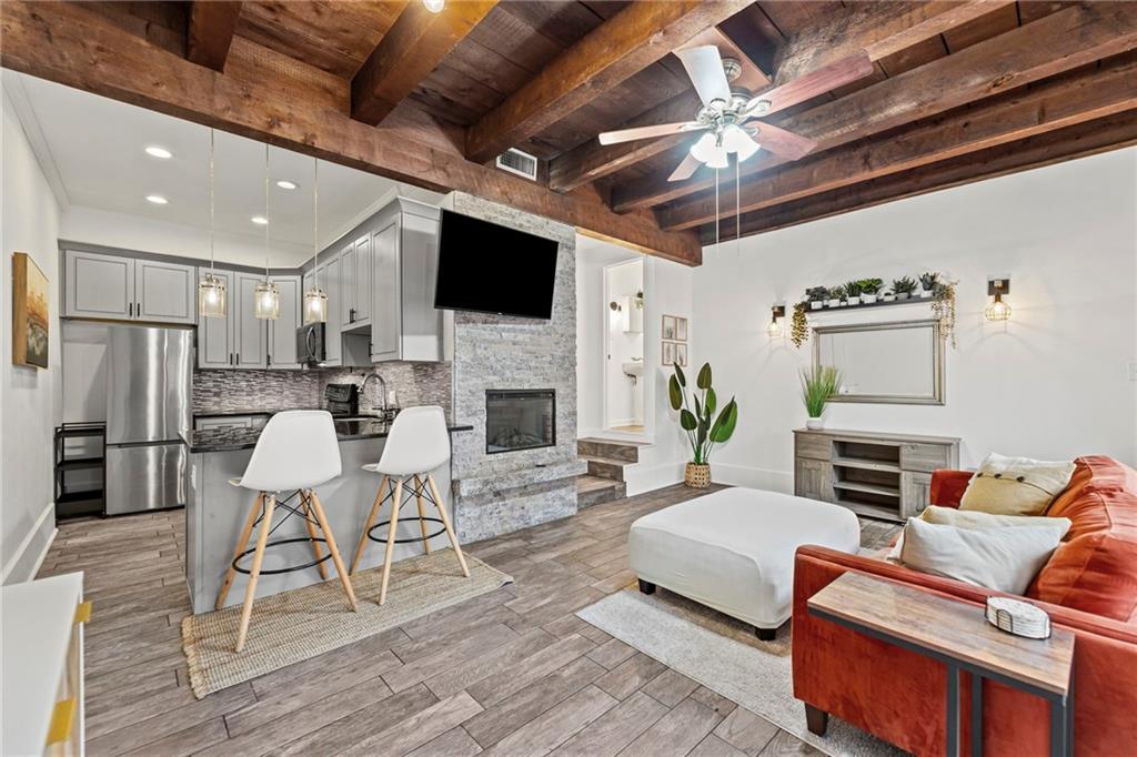 1111 W 46th Street 34