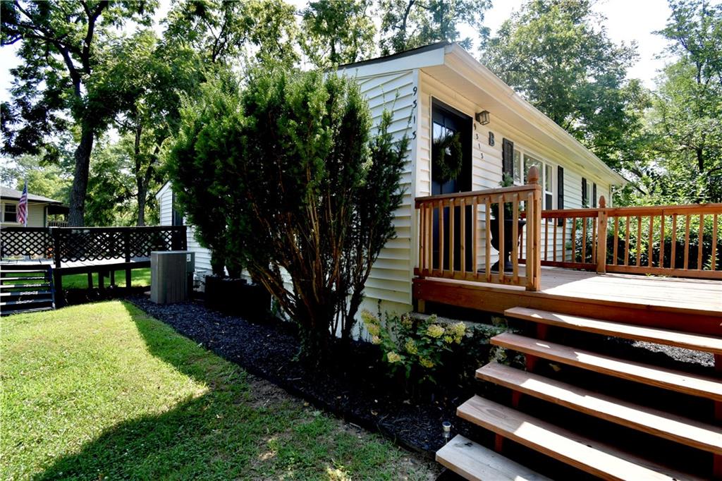 9313 NW 68th Street