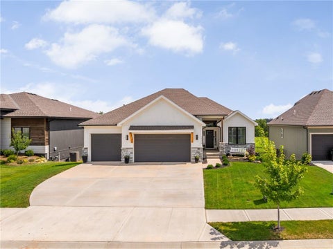 Photo of 14219 S Houston Street, Olathe, KS 66061 (MLS # 2629828)