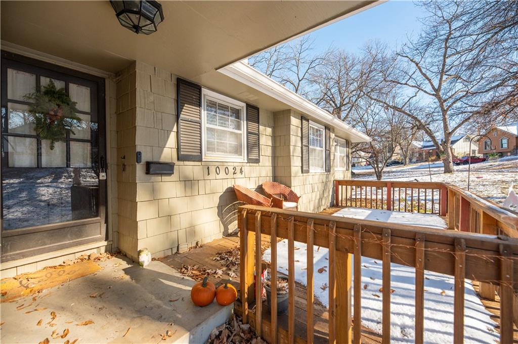 10024 W 70th Terrace