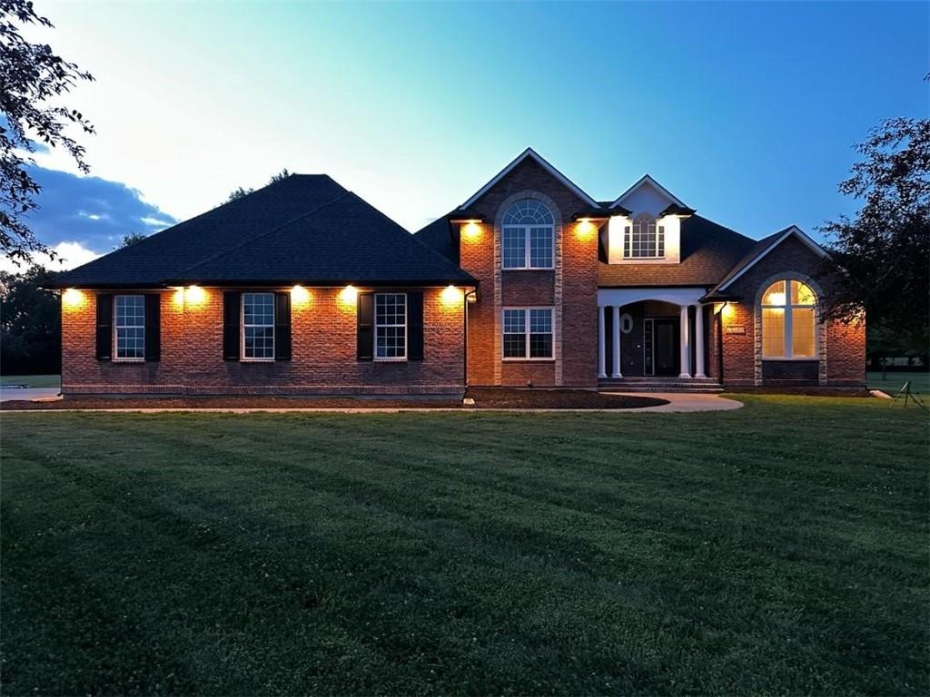 24704 Woodland Circle