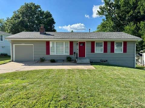 Photo of 3530 NE 46th Street, Kansas City, MO 64117 (MLS # 2630054)