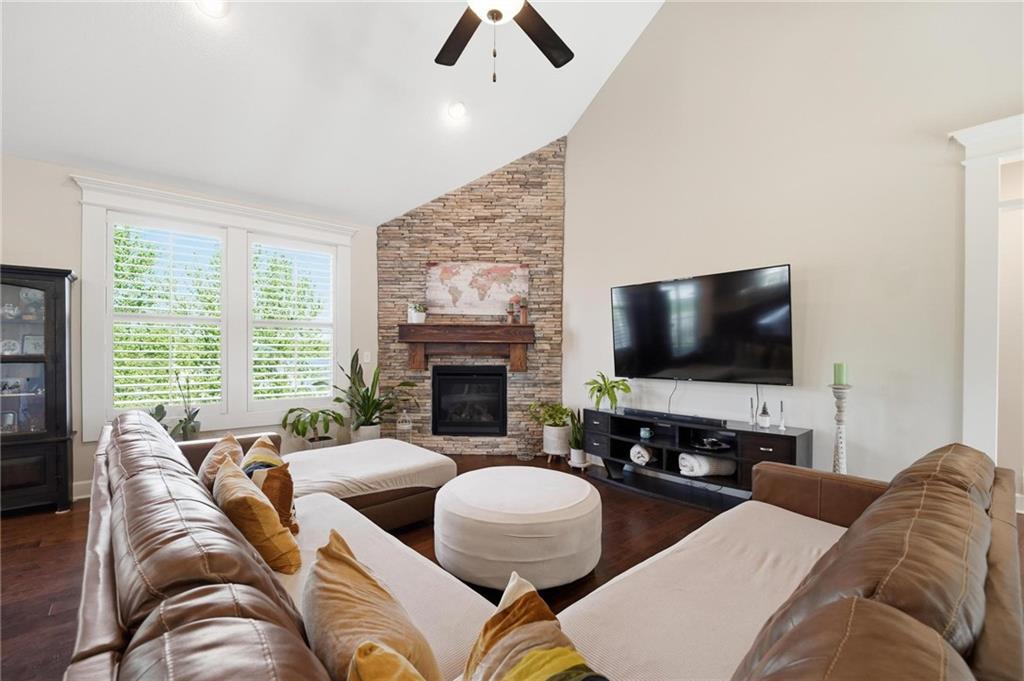 1636 Shadow Drive