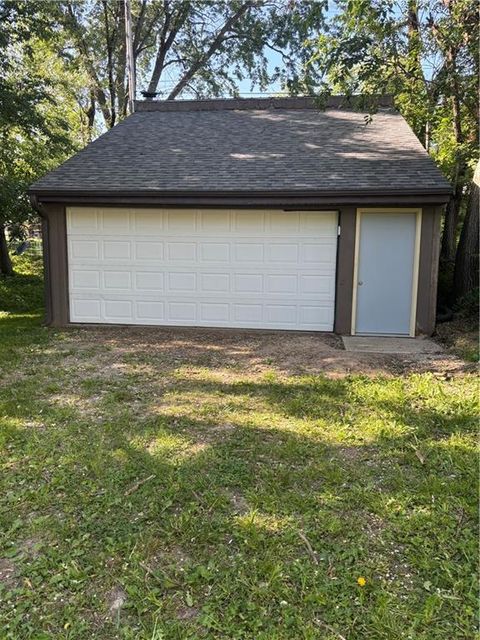 5102 VALLEY Lane St Joseph MO 64503