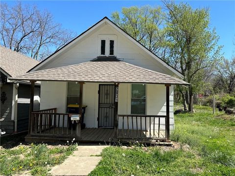 2031 Lister Avenue, Kansas City, MO 64127 - MLS#: 2537155