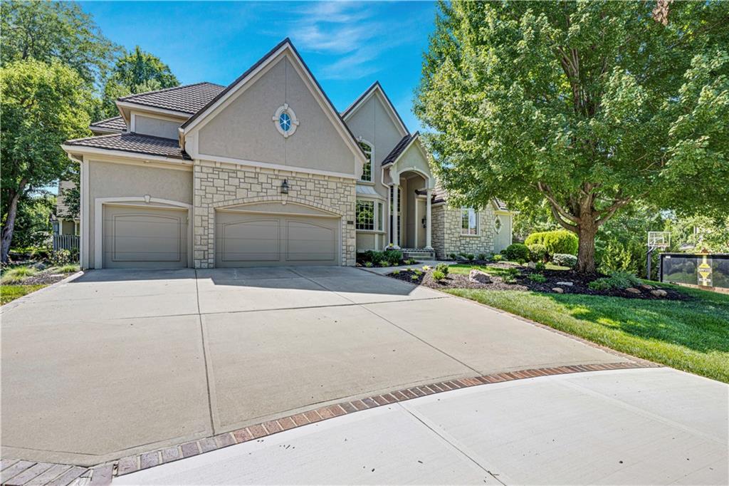 10853 S Cedar Niles Circle