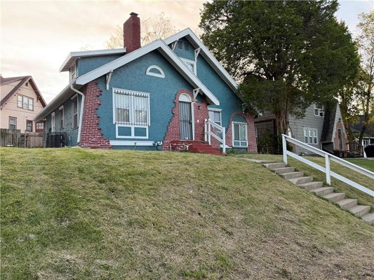 6664 PASEO BLVD, KANSAS CITY, MO 64132 - Image 45eab00b0bf9a8bc0e016dd01f3de4cd/2549261887
