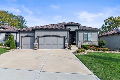 2122 NW Ashurst Drive, Lee\'s Summit, MO 64081 - MLS#: 2578928