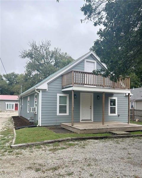 Photo of 5812 Tauromee Avenue, Kansas City, KS 66102 (MLS # 2644440)