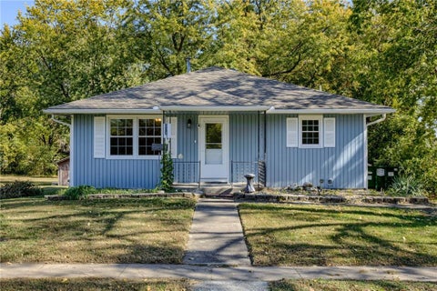 Photo of 503 Cunningham Street, Richmond, MO 64085 (MLS # 2638691)