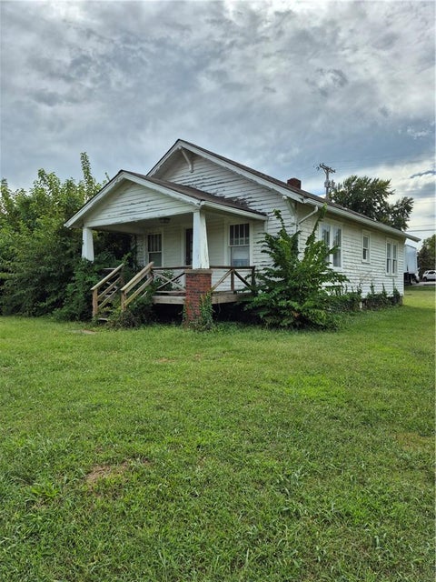 MLS: 2635794