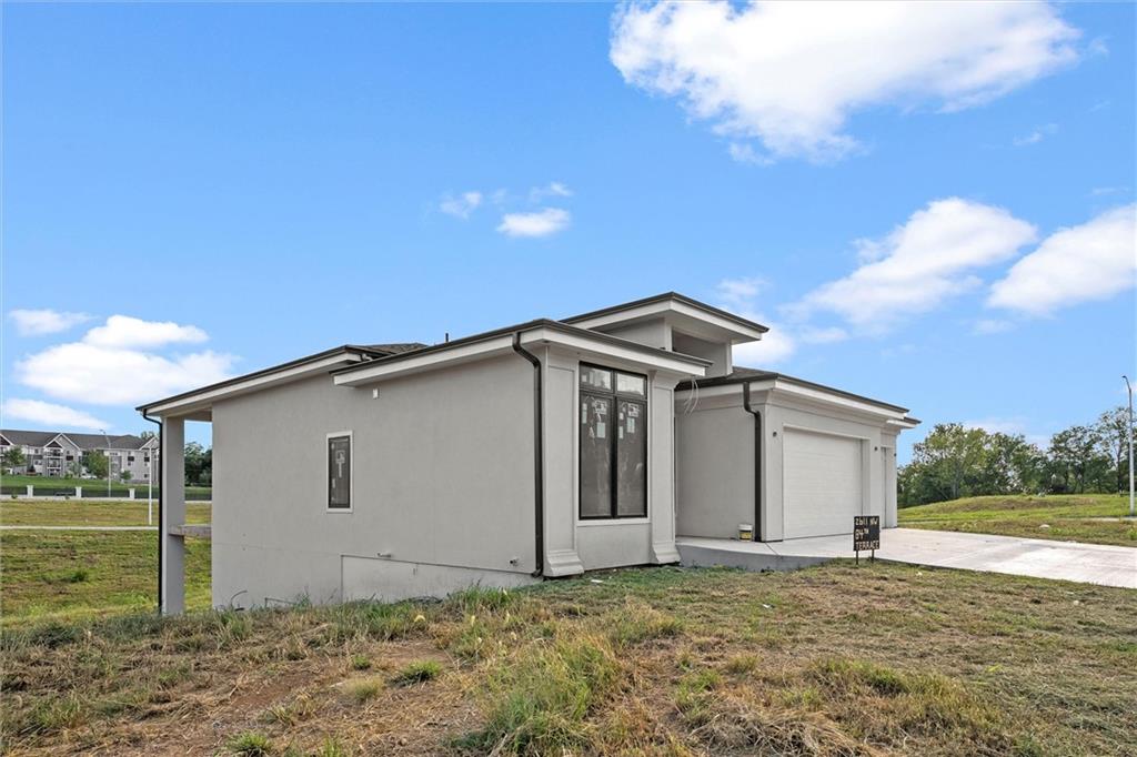 2611 NW 84th Terrace