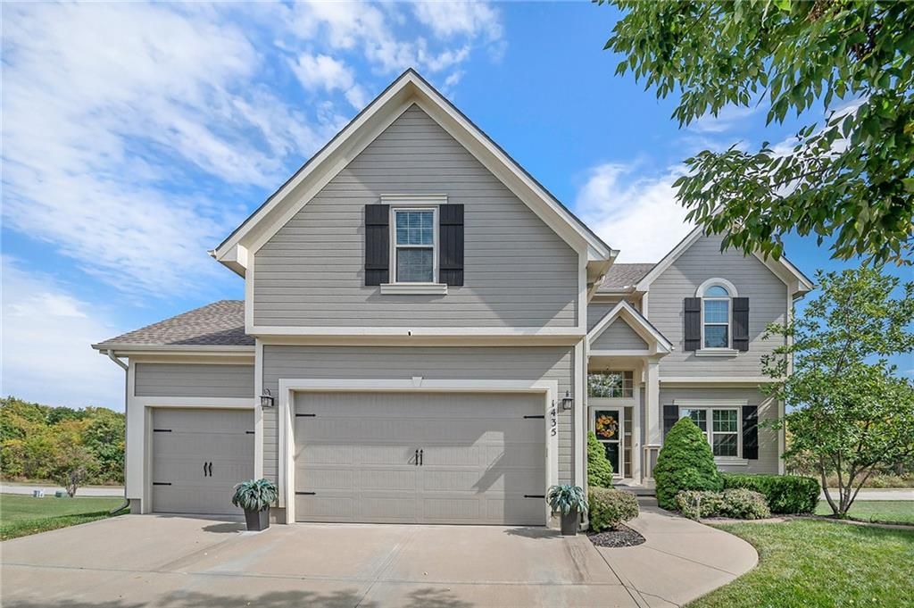 Photo of 1435 Sumac Circle, Liberty, MO 64068 (MLS # 2581960)