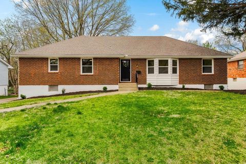 707 NW 10th Street, Blue Springs, MO 64015 - MLS#: 2542510