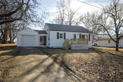 901 Marshall Avenue, Sedalia, MO 65301 - #: 2532779