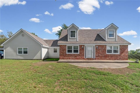 Photo of 11991 Wood Oak Avenue, Richmond, MO 64085 (MLS # 2644340)