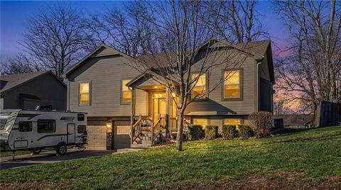 809 Colonial Drive, Pleasant Hill, MO 64080 - MLS#: 2606306