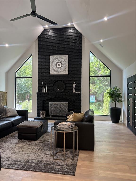 3205 W 83rd Street