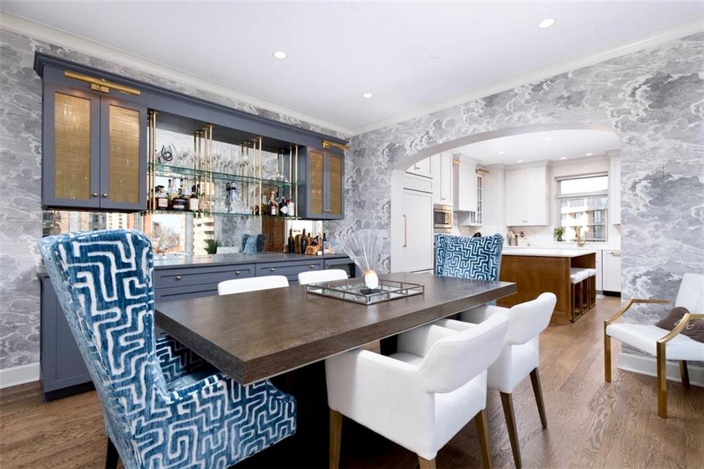 400 W 49th Terrace 2056