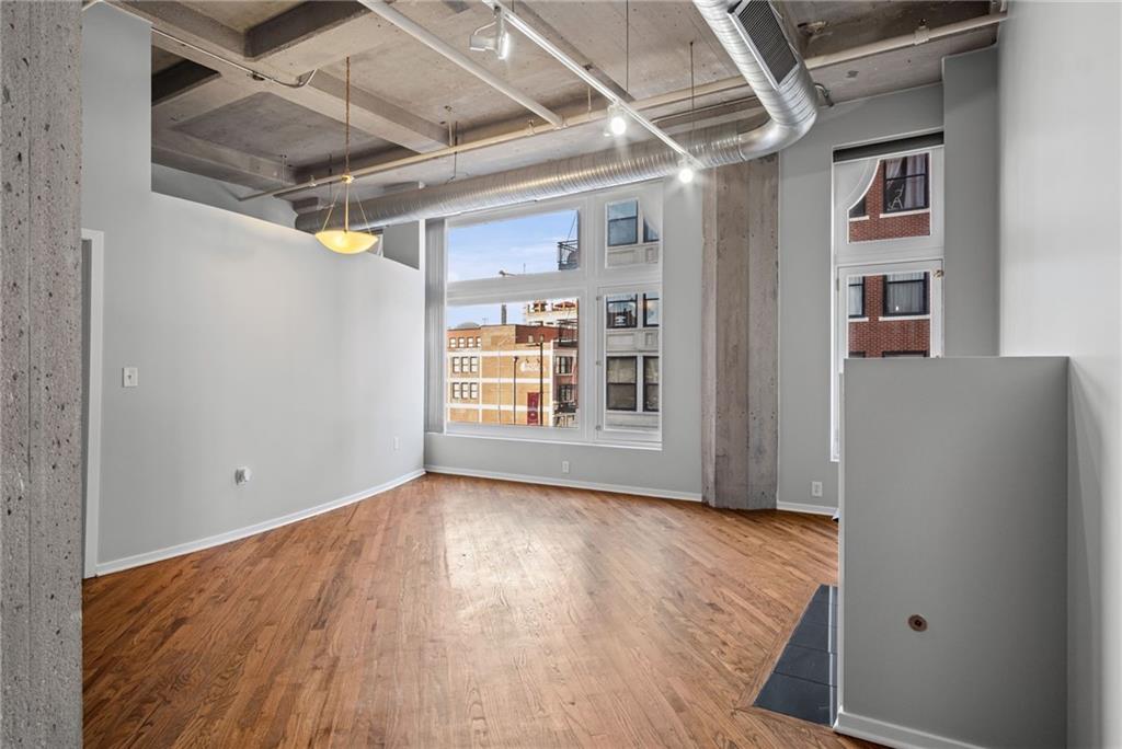 2107 Grand Boulevard 304