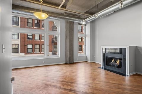 2107 Grand Boulevard Unit 304, Kansas City, MO 64108 - #: 2605138