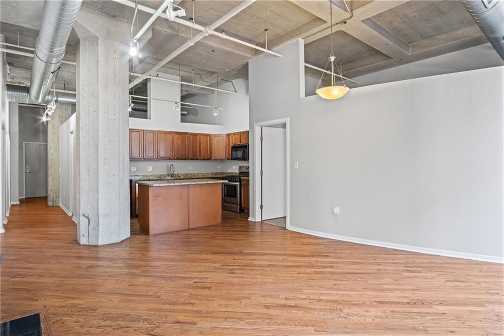 2107 Grand Boulevard 304