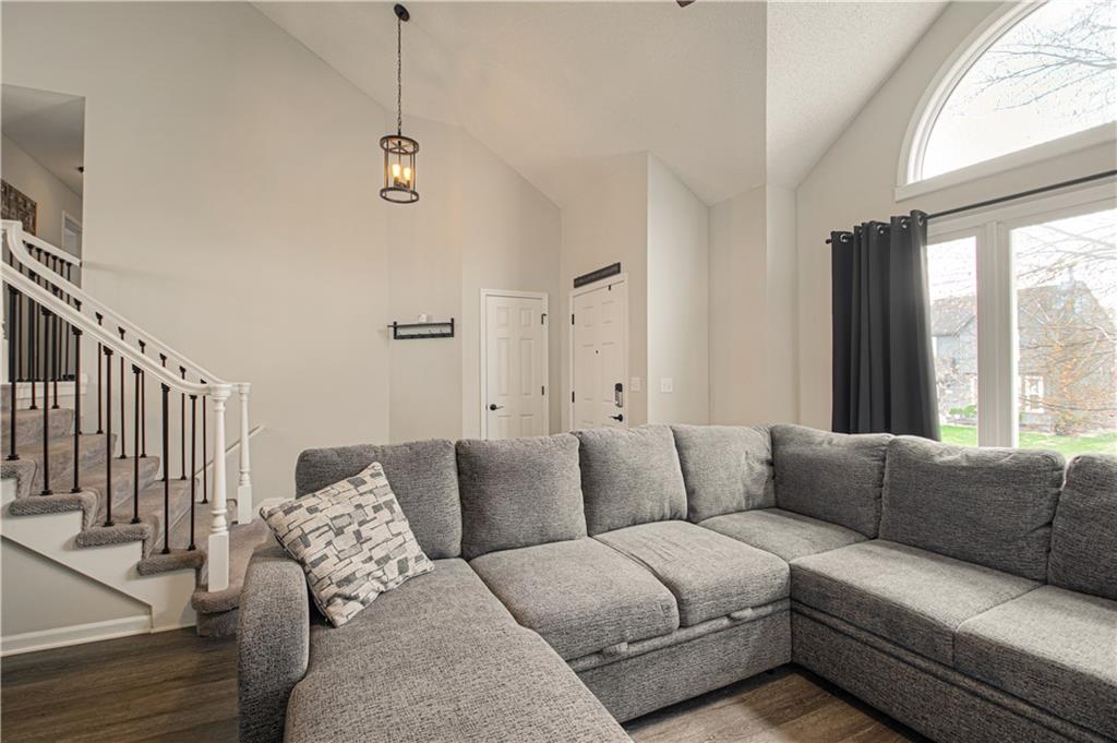 17230 W 156th Terrace