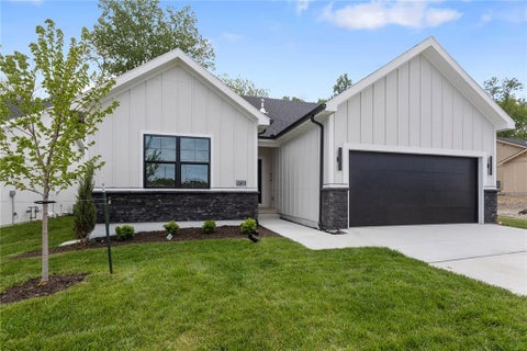 9735 N Lucerne Avenue, Kansas City, MO 64153 - #: 2603220