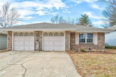 2805 NW 3rd Terrace Blue Springs MO 64014