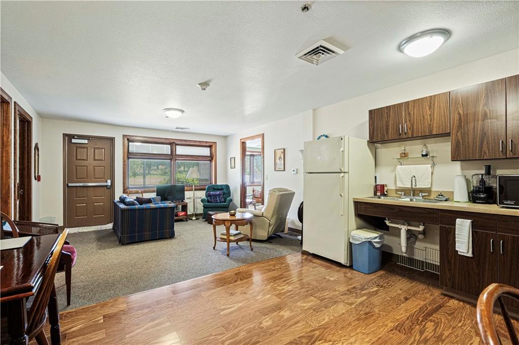 Savannah, Missouri 64485, United States, ,Commercial,Active,54002