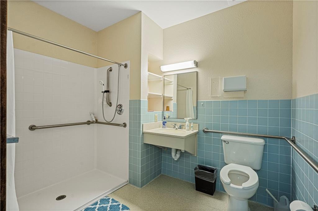 Savannah, Missouri 64485, United States, ,Commercial,Active,54002