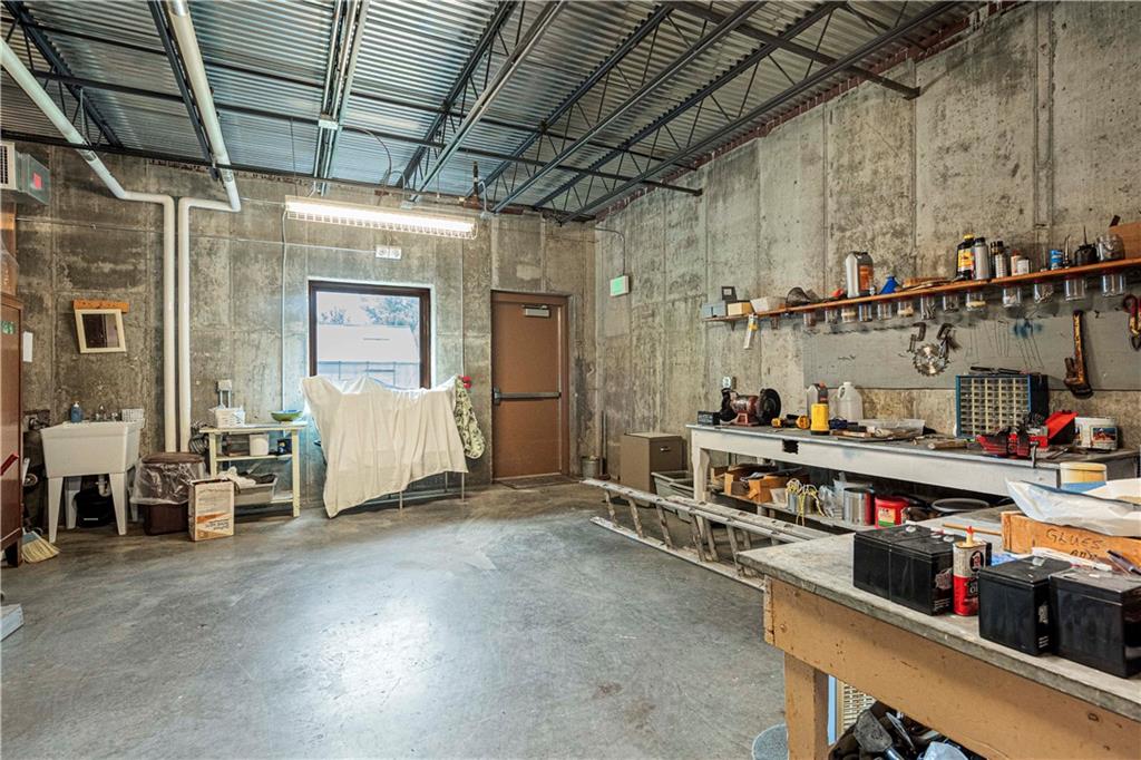 Savannah, Missouri 64485, United States, ,Commercial,Active,54002