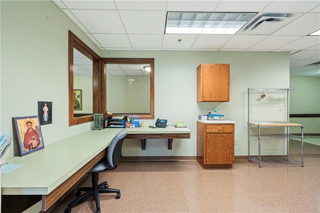 Savannah, Missouri 64485, United States, ,Commercial,Active,54002