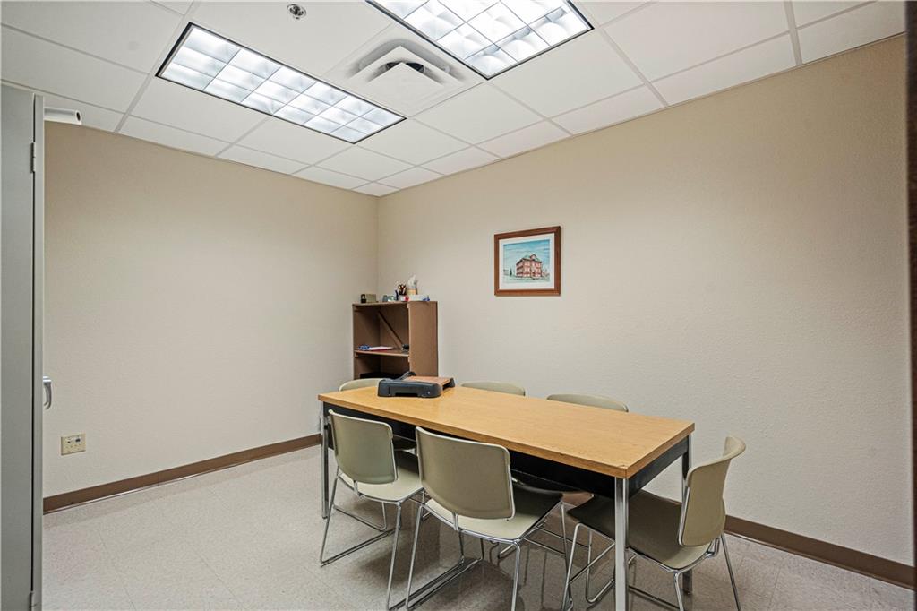 Savannah, Missouri 64485, United States, ,Commercial,Active,54002