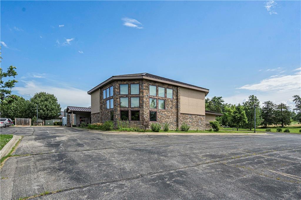 Savannah, Missouri 64485, United States, ,Commercial,Active,54002