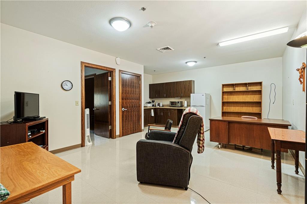 Savannah, Missouri 64485, United States, ,Commercial,Active,54002