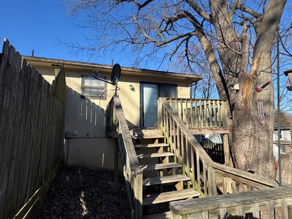 1611 - 1613 S Claremont N/A