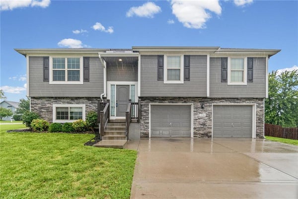 19304 SWITCHGRASS CT, SMITHVILLE, MO 64089 - Image 477e5ef08dfc75c14673e7fd4e4908b3/869283941