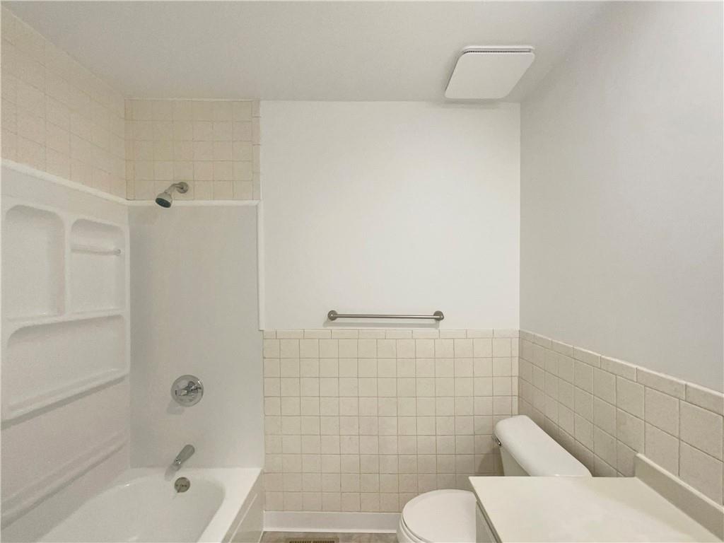 5348 N Cambridge Avenue