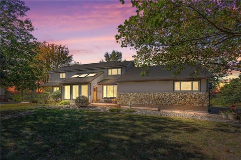 15422 Long Street Overland Park KS 66221