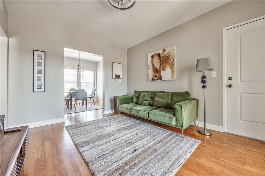 16 W 34th Street #3A