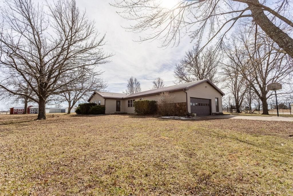 Photo of 587 NW First Tract 3 Lane, Lamar, MO 64759 (MLS # 2627320)